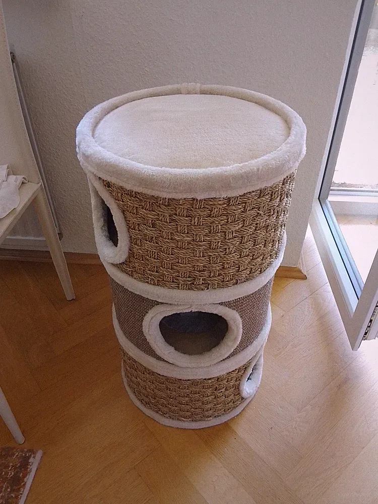 👉 Katzenkratzbaum ZooRoyal 70cm rund 2 Höhlen Ø40 beige – Plüsch/Sisal wie neu