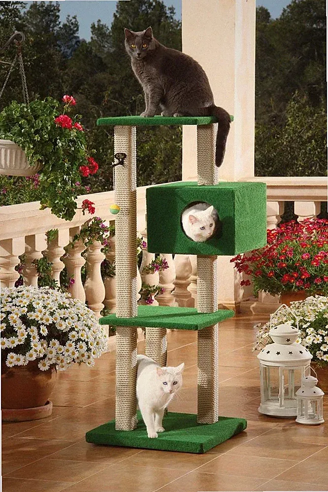 Outdoor Kratzbaum Portofino von Clevercat ideal für Balkon oder Terrasse